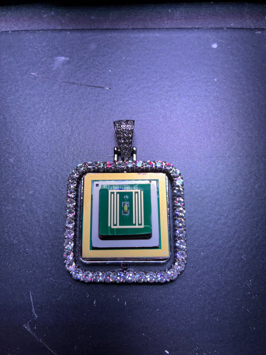 Gemgold chip custom pendant